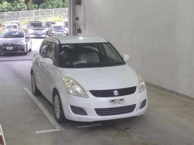 SUZUKI SWIFT 2013