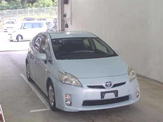 TOYOTA PRIUS 2011