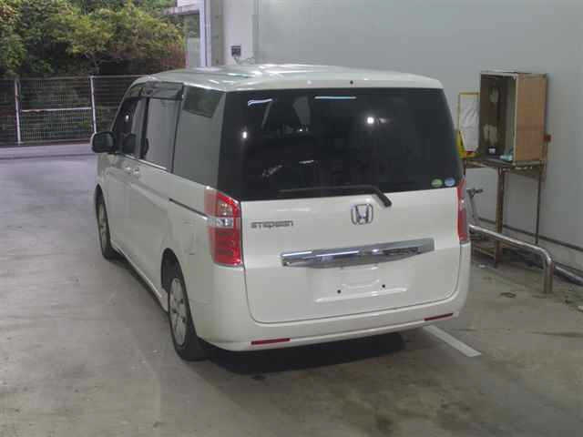 HONDA STEP WAGON 2012