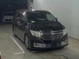 NISSAN ELGRAND 2010