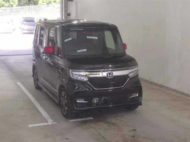 HONDA N BOX 2018
