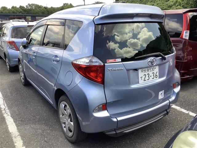 TOYOTA RACTIS 2011