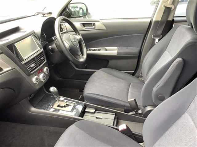 SUBARU EXIGA 2010