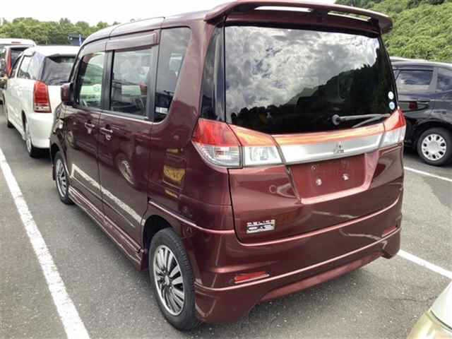 MITSUBISHI DELICA D2 2012