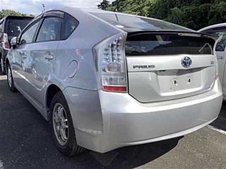 TOYOTA PRIUS 2010
