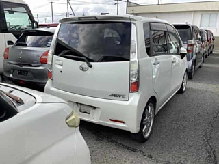 DAIHATSU MOVE 2011