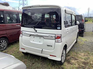 DAIHATSU TANTO 2010