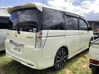 HONDA STEP WAGON 2010