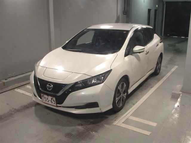 NISSAN LEAF 2018