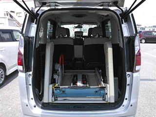 NISSAN SERENA 2017