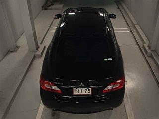 MITSUBISHI DIGNITY 2016