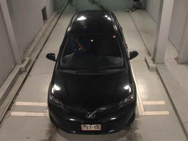 TOYOTA VITZ 2016
