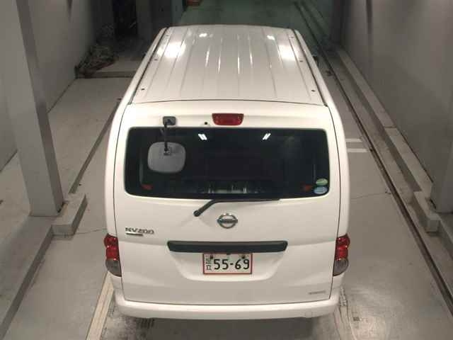 NISSAN NV200 2020