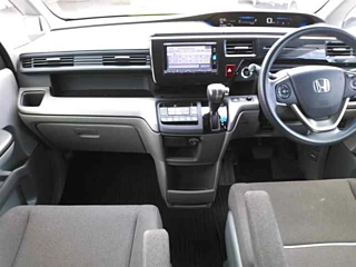 HONDA STEP WAGON 2016
