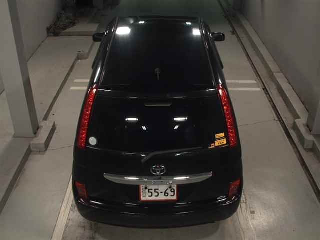 TOYOTA ISIS 2008