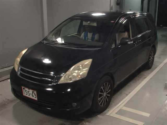 TOYOTA ISIS 2008