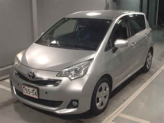 TOYOTA RACTIS 2015
