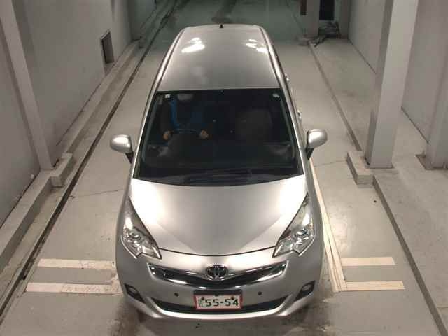 TOYOTA RACTIS 2015