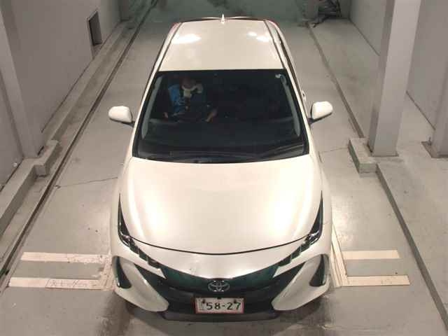 TOYOTA PRIUS PHV 2019