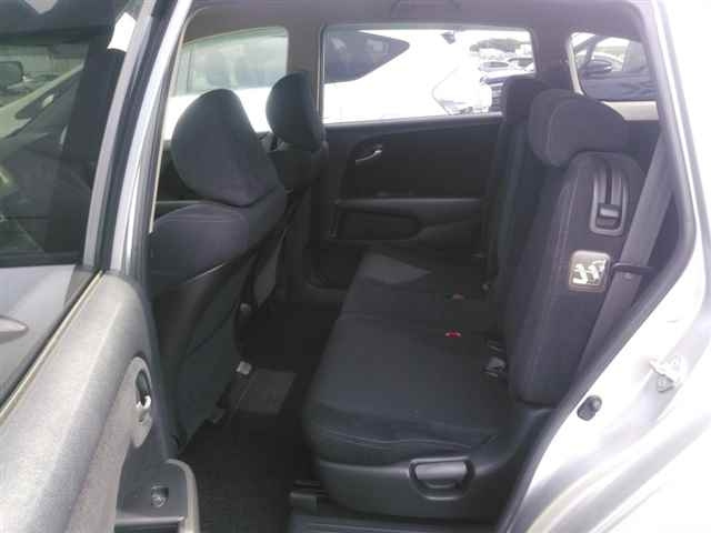 HONDA STREAM 2009