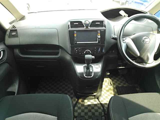 NISSAN SERENA 2011