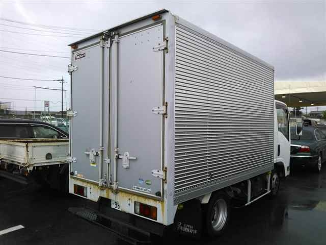 ISUZU ELF 2011