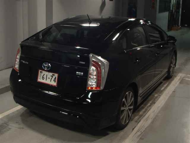 TOYOTA PRIUS 2014