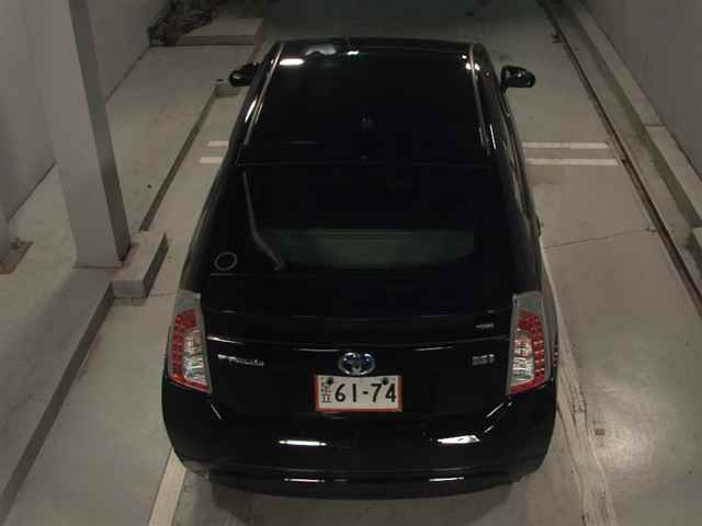 TOYOTA PRIUS 2014