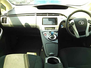 TOYOTA PRIUS 2014