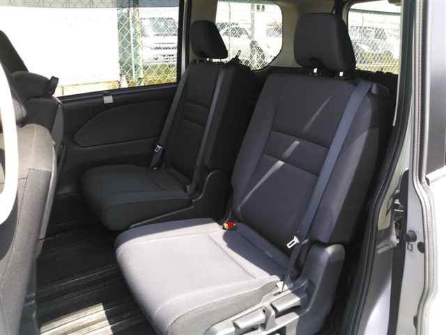 NISSAN SERENA 2018