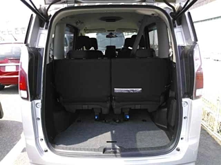 NISSAN SERENA 2018
