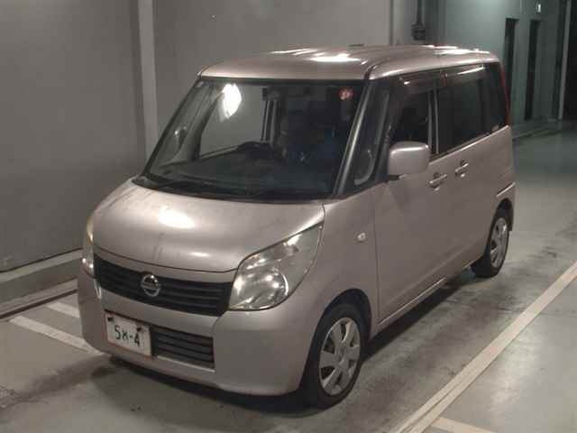NISSAN ROOX 2012