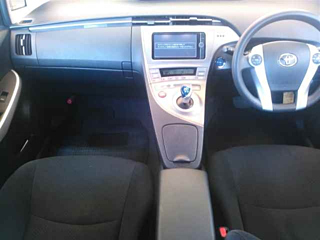 TOYOTA PRIUS 2013