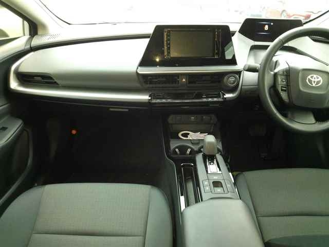 TOYOTA PRIUS 2024