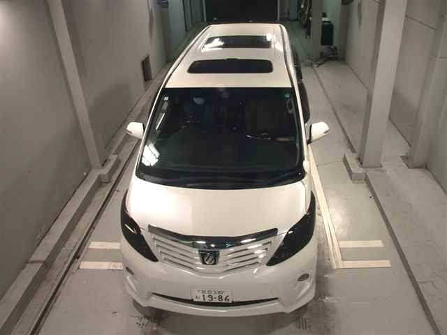 TOYOTA ALPHARD 2009