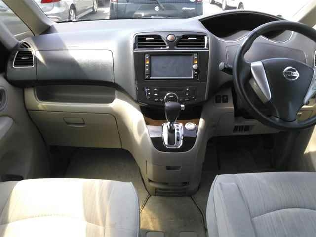 NISSAN SERENA 2012