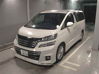 TOYOTA VELLFIRE 2013