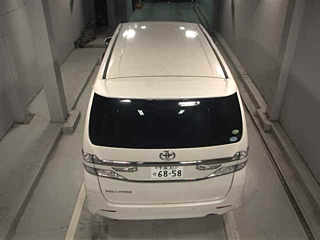 TOYOTA VELLFIRE 2013