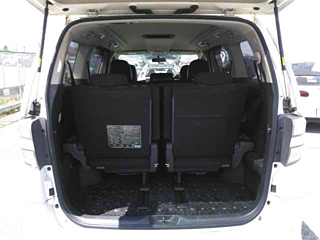 TOYOTA VELLFIRE 2013
