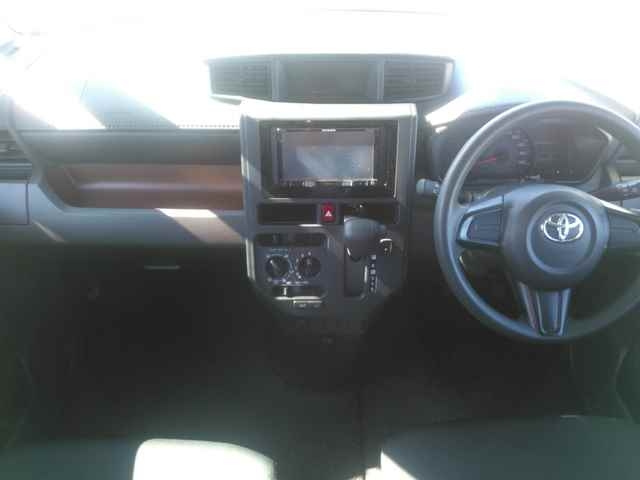 TOYOTA ROOMY 2019