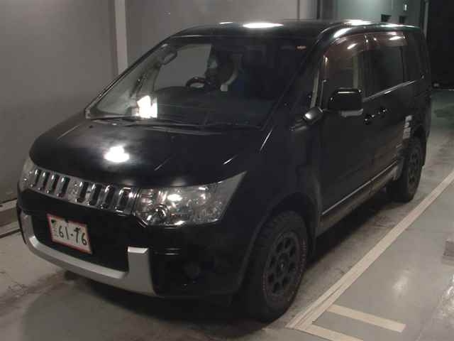 MITSUBISHI DELICA D5 2014