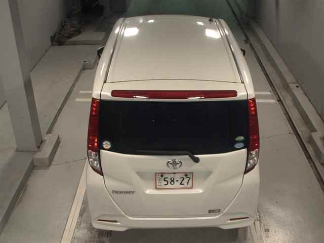 TOYOTA ROOMY 2020