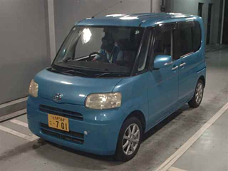 DAIHATSU TANTO 2010
