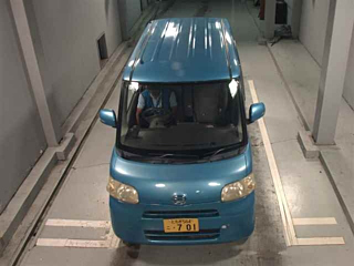 DAIHATSU TANTO 2010