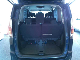 NISSAN SERENA 2017