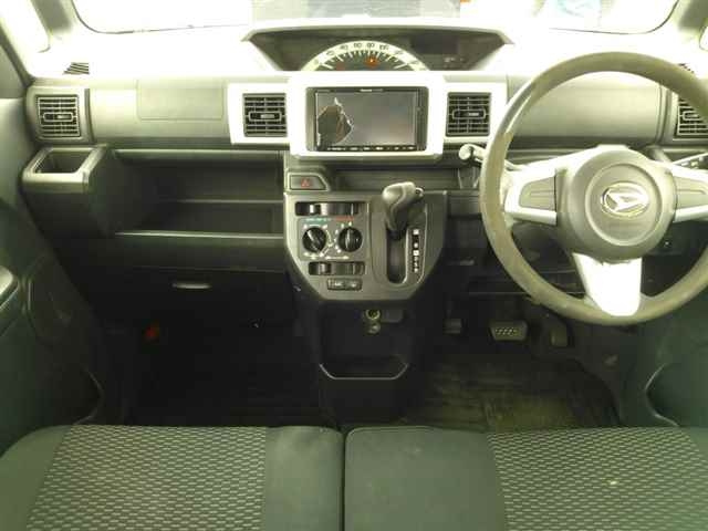 DAIHATSU WAKE 2015