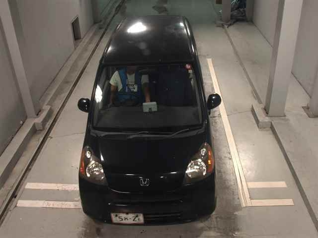 HONDA LIFE 2010