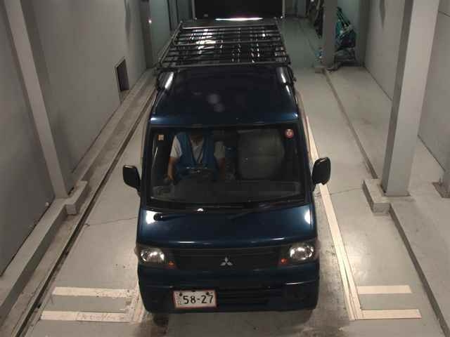 MITSUBISHI MINICAB VAN 2009