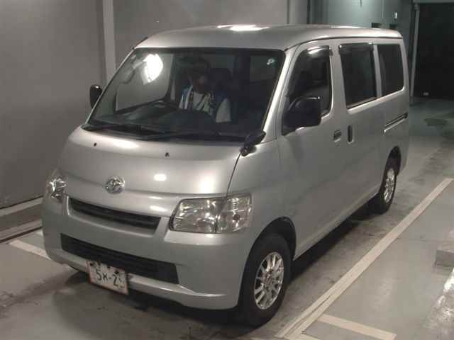 TOYOTA TOWN ACE VAN 2018