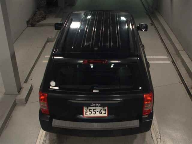 CHRYSLER JEEP PATRIOT 2010